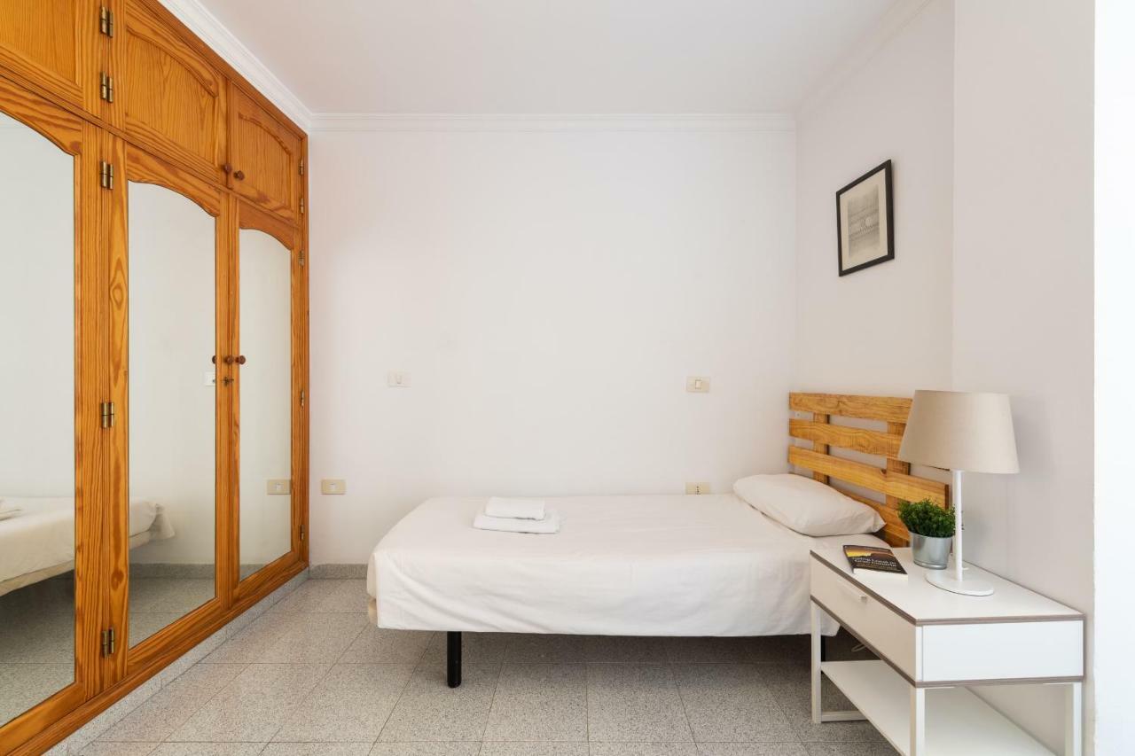 Next To The Beach 5 Beds - Wifi By Canariasgetaway Las Palmas de Gran Canaria Bagian luar foto